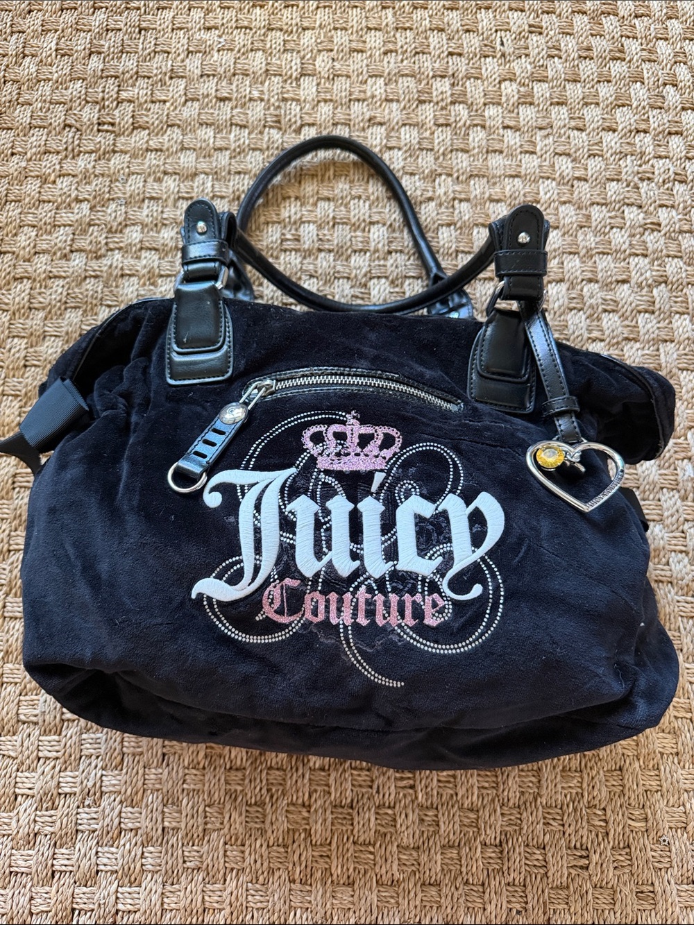 Vintage 00’s Juicy Couture Black Velvet Shoulder Bag with Pink Logo